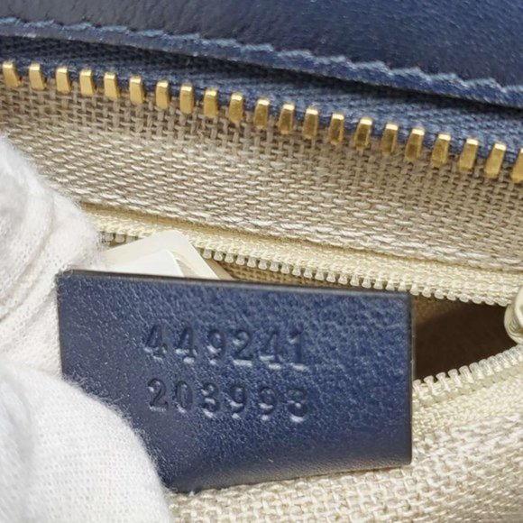 Gucci Microguccissima Mini Bree Crossbody Bag - Picture 9 of 12